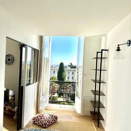 Apartment Au Coeur De Centre-ville Pieton Hyeres